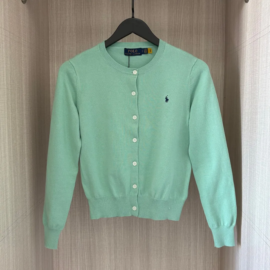 P174 RALPH LAUREN Ten Colors Classic Small Label Embroidery High-Precision Knitted Cardigan Round Neck Long Sleeve Button Knitted Sweater Tops for Men and Women Ten Colors Colors: White Black Navy Gray Pink Red Khaki Blue Green Dark Green Size: S M L XL Material: Cotton Weight: 320g